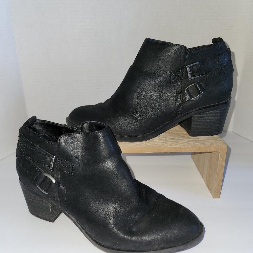 Black Rialto 7M Booties